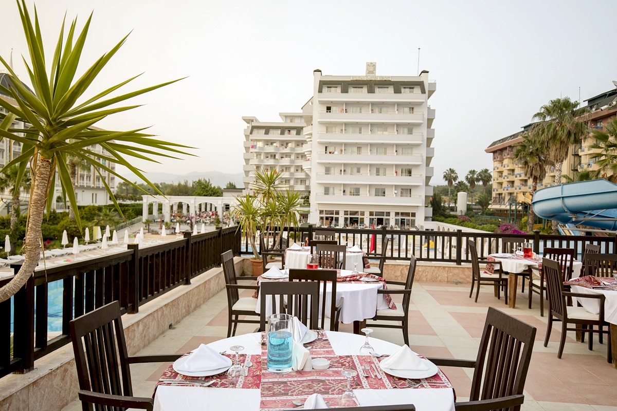 Еда и напитки